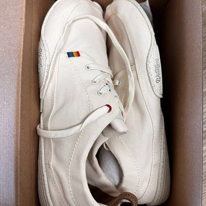 Wildling Tanuki Niko